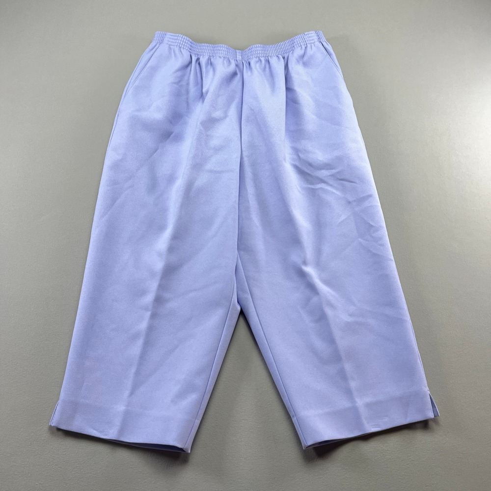 Alfred Dunner Pull On Capri Pants Womens 12 Lavender High Rise Side Slits Casual